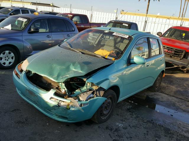 KL1TD62695B493959 - 2005 CHEVROLET AVEO BASE TEAL photo 2