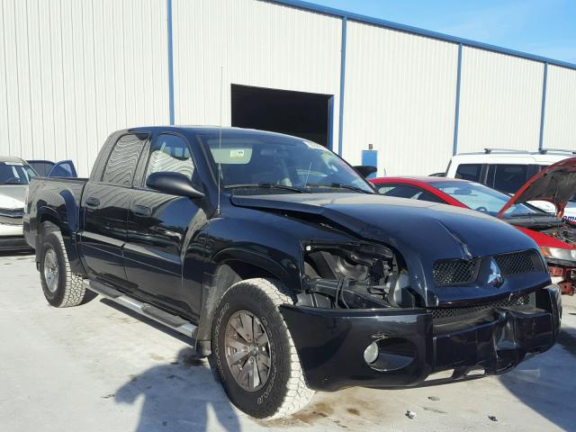 1Z7HC28K57S243527 - 2007 MITSUBISHI RAIDER LS BLACK photo 1