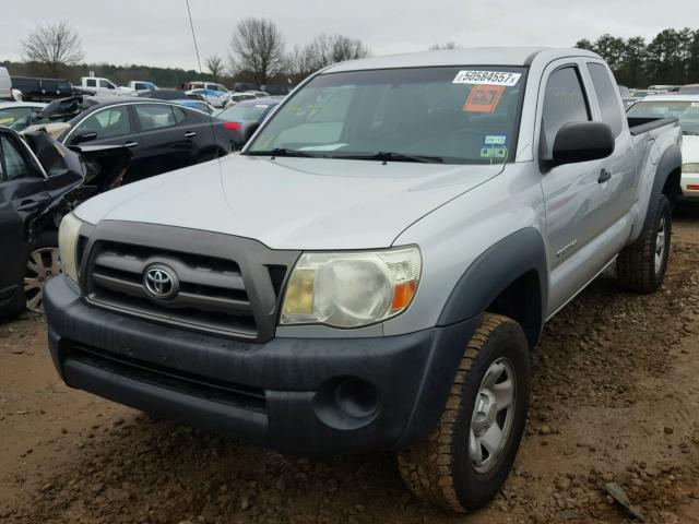 5TETX4GN7AZ749123 - 2010 TOYOTA TACOMA PRE SILVER photo 2