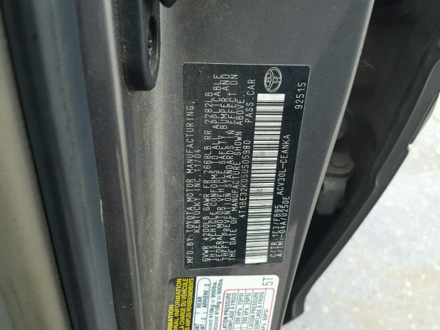 4T1BE32K05U505980 - 2005 TOYOTA CAMRY LE ნაცრისფერი ფოტო 10