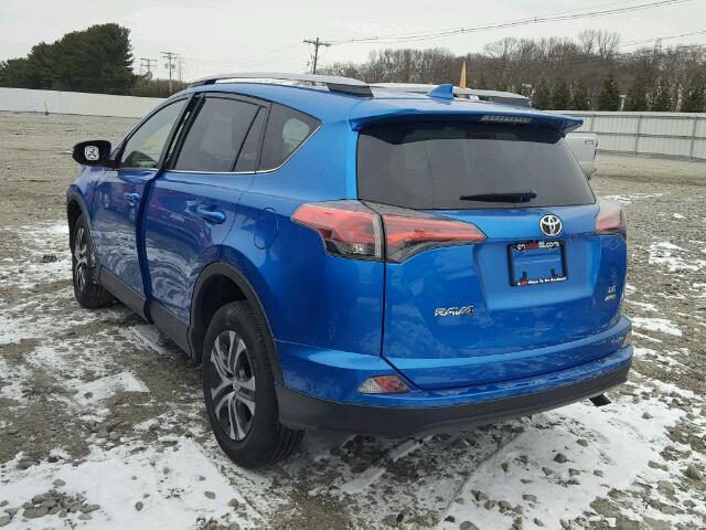 JTMBFREVXHJ138506 - 2017 TOYOTA RAV4 LE BLUE photo 3