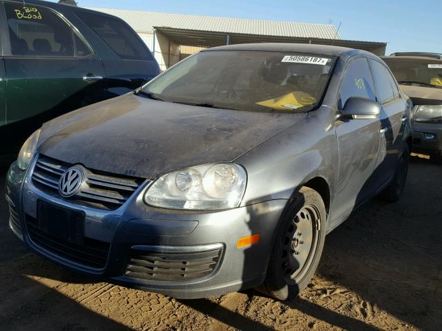 3VWJZ7AJ4AM079405 - 2010 VOLKSWAGEN JETTA S GRAY photo 2