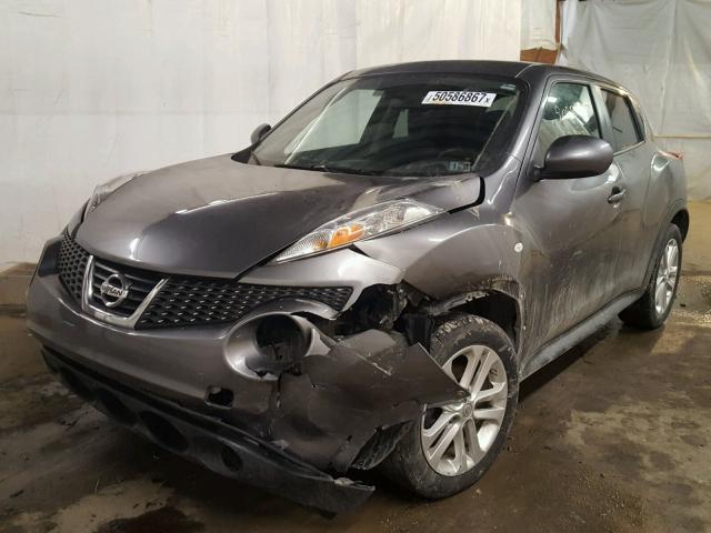 JN8AF5MV5CT108580 - 2012 NISSAN JUKE S GRAY photo 2