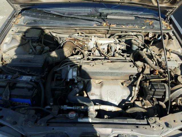 1HGCB7656PA081756 - 1993 HONDA ACCORD LX GRAY photo 7