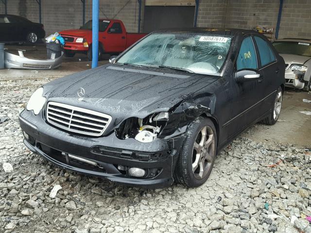 WDBRF52HX7F908404 - 2007 MERCEDES-BENZ C 230 BLACK photo 2