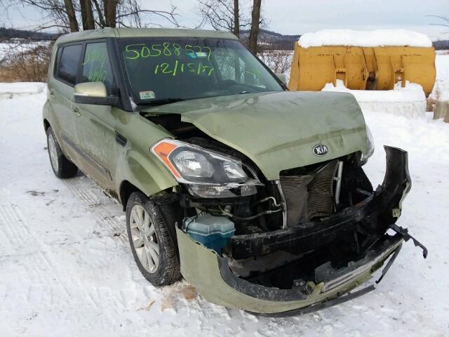 KNDJT2A63D7597832 - 2013 KIA SOUL + GREEN photo 1