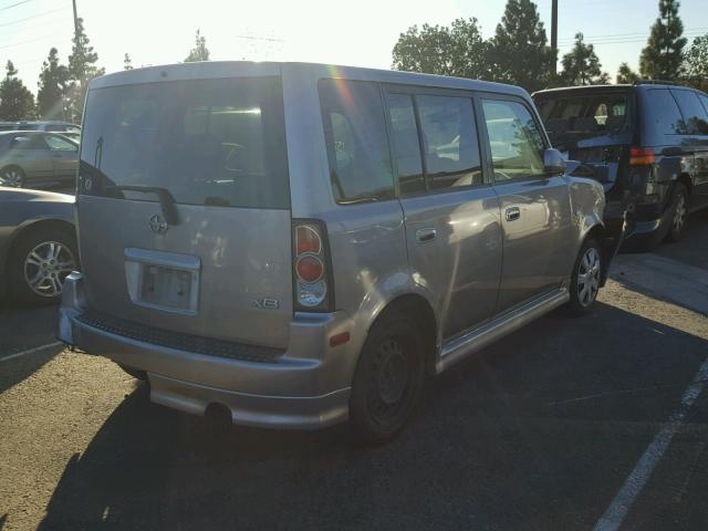 JTLKT324950210044 - 2005 TOYOTA SCION XB GRAY photo 4