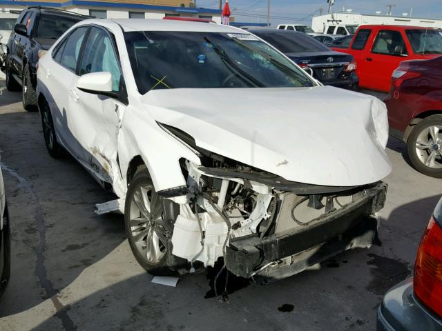 4T1BF1FK7GU571232 - 2016 TOYOTA CAMRY LE WHITE photo 1