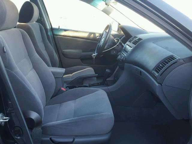 1HGCM56465A128500 - 2005 HONDA ACCORD LX GRAY photo 5