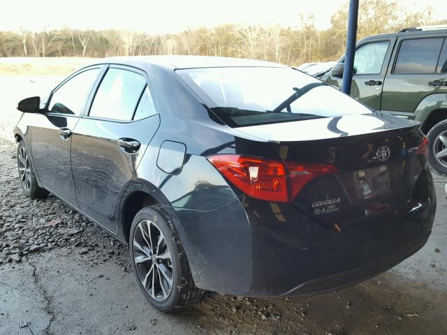 5YFBURHEXHP681044 - 2017 TOYOTA COROLLA L BLACK photo 3