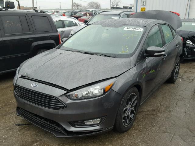 1FADP3FE7HL282770 - 2017 FORD FOCUS SE CHARCOAL photo 2