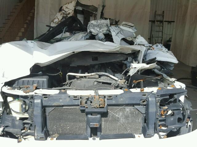 1GNDT13S452141877 - 2005 CHEVROLET TRAILBLAZE WHITE photo 7