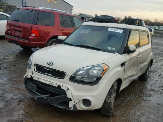 KNDJT2A62D7766755 - 2013 KIA SOUL + CREAM photo 2