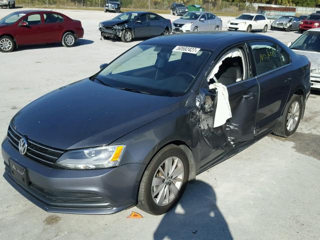 3VWD17AJ9FM228922 - 2015 VOLKSWAGEN JETTA SE GRAY photo 2