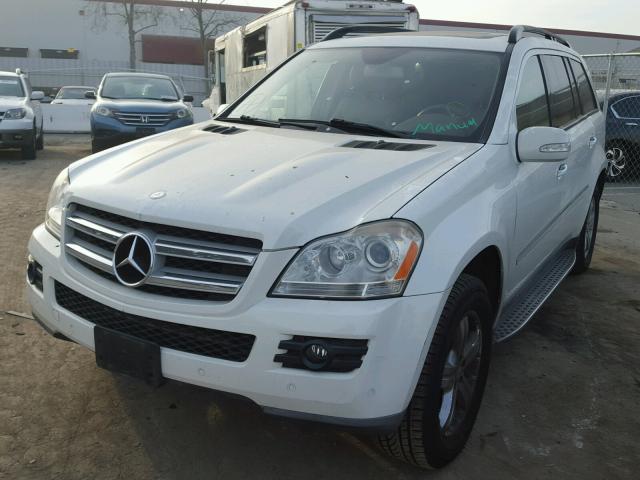 4JGBF71E68A371661 - 2008 MERCEDES-BENZ GL 450 4MA WHITE photo 2