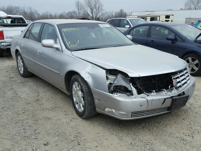 1G6KD57Y28U122243 - 2008 CADILLAC DTS SILVER photo 1