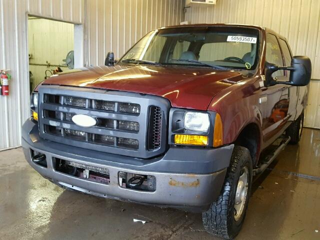 1FTSW21546ED27994 - 2006 FORD F250 SUPER MAROON photo 2