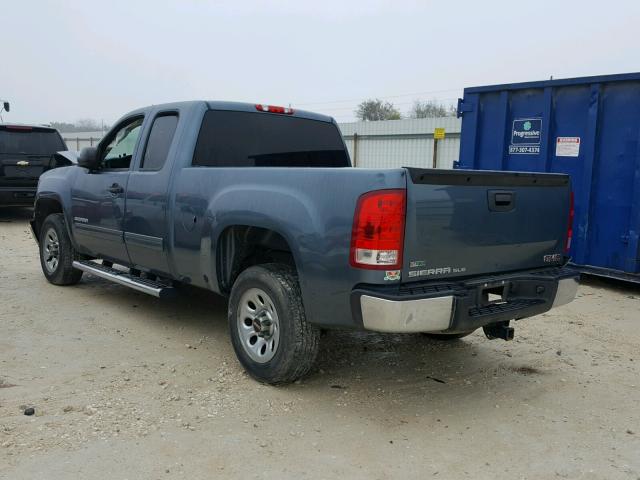 1GTR1VEA8CZ320492 - 2012 GMC SIERRA C15 BLUE photo 3