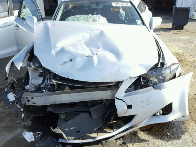 JTHBK262585065723 - 2008 LEXUS IS 250 SILVER photo 7