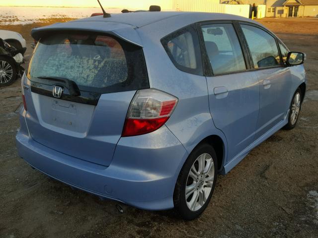 JHMGE8H4XAC013892 - 2010 HONDA FIT SPORT BLUE photo 4