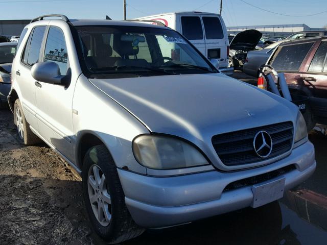 4JGAB72E5YA164930 - 2000 MERCEDES-BENZ ML 430 SILVER photo 1