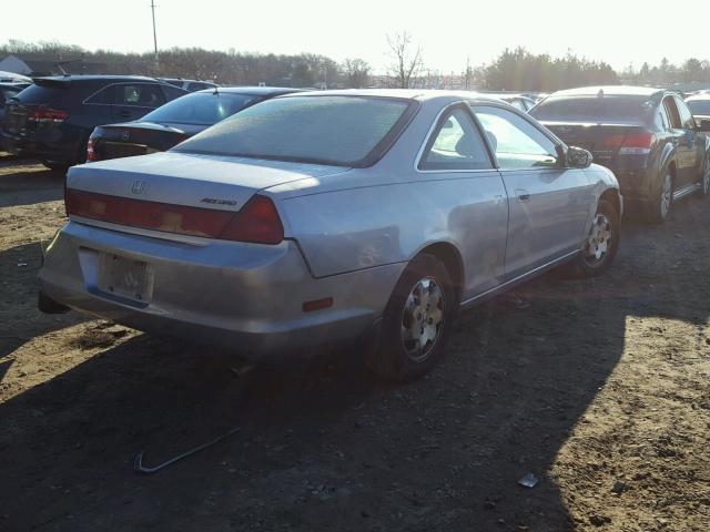 1HGCG3274WA011026 - 1998 HONDA ACCORD EX SILVER photo 4