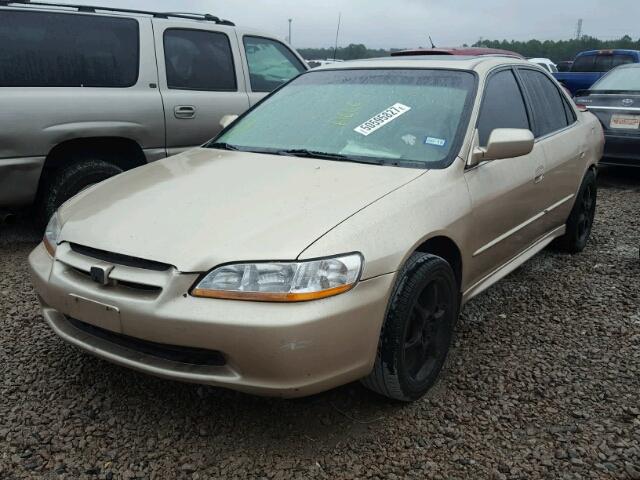 1HGCG56601A034907 - 2001 HONDA ACCORD EX TAN photo 2