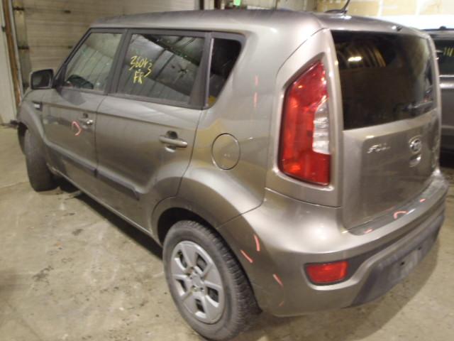 KNDJT2A52D7581158 - 2013 KIA SOUL GRAY photo 3