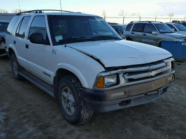 1GNDT13W1T2186372 - 1996 CHEVROLET BLAZER WHITE photo 1