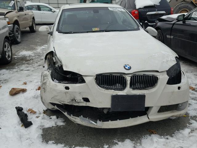 WBAWC73548E066886 - 2008 BMW 335 XI WHITE photo 9