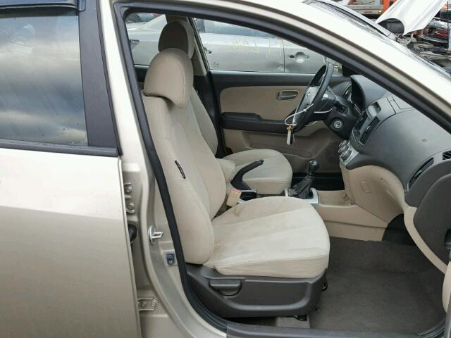 KMHDU46DX8U446695 - 2008 HYUNDAI ELANTRA GL TAN photo 5