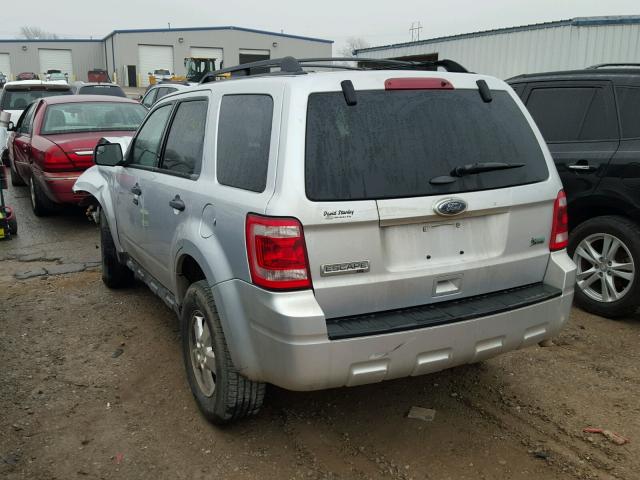 1FMCU0DG0CKB53751 - 2012 FORD ESCAPE XLT SILVER photo 3