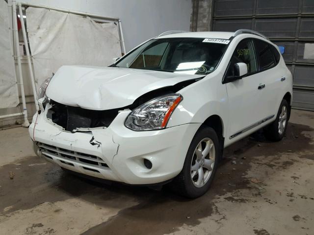 JN8AS5MV0BW278273 - 2011 NISSAN ROGUE S WHITE photo 2