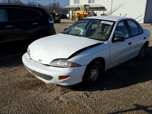 1G1JF5246W7208277 - 1998 CHEVROLET CAVALIER L WHITE photo 2