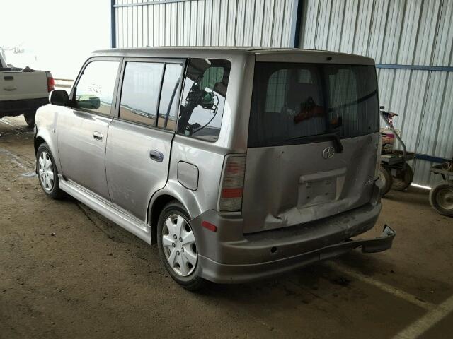 JTLKT334664077641 - 2006 TOYOTA SCION XB SILVER photo 3