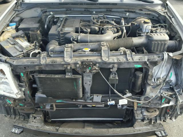 1N6BD06T47C422857 - 2007 NISSAN FRONTIER K SILVER photo 7