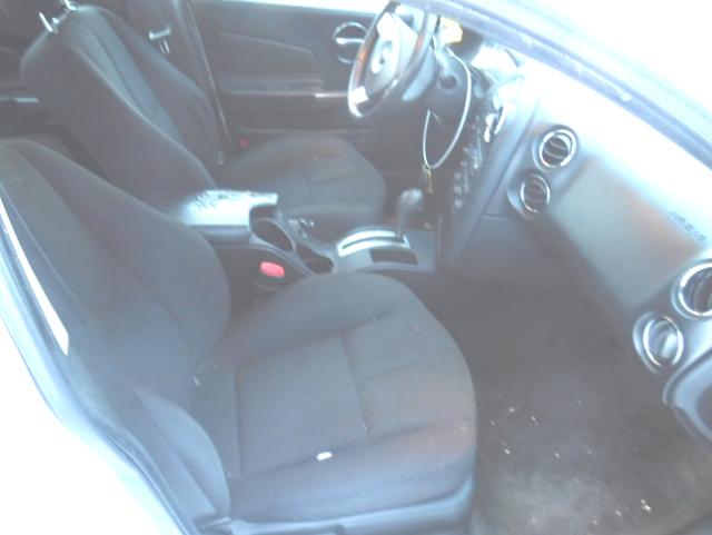 2G2WP552471104975 - 2007 PONTIAC GRAND PRIX WHITE photo 5