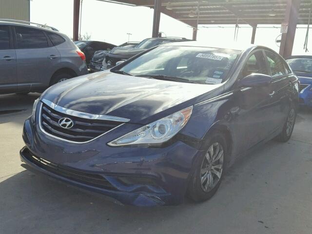 5NPEB4AC7BH235212 - 2011 HYUNDAI SONATA GLS BLUE photo 2