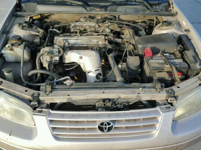 4T1BG22K2XU894905 - 1999 TOYOTA CAMRY CE TAN photo 7