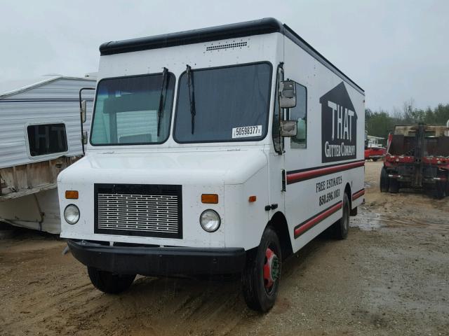 5B4KP42R813327288 - 2001 WORKHORSE CUSTOM CHASSIS COMMERCIAL 白色 照片 2