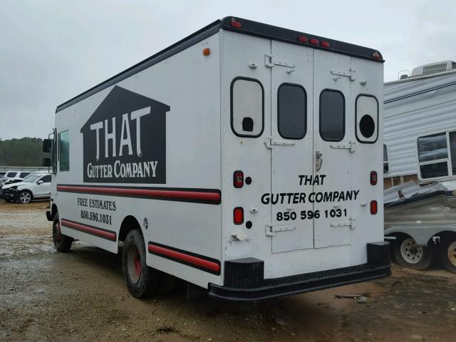 5B4KP42R813327288 - 2001 WORKHORSE CUSTOM CHASSIS COMMERCIAL 白色 照片 3