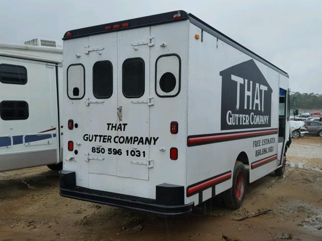 5B4KP42R813327288 - 2001 WORKHORSE CUSTOM CHASSIS COMMERCIAL 白色 照片 4