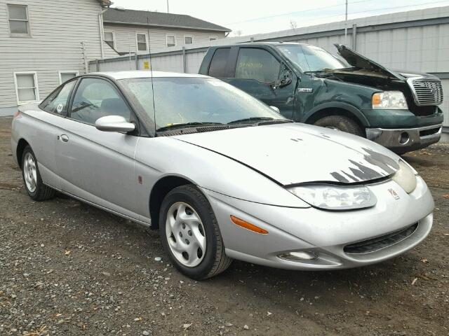 1G8ZY12712Z162177 - 2002 SATURN SC2 SILVER photo 1