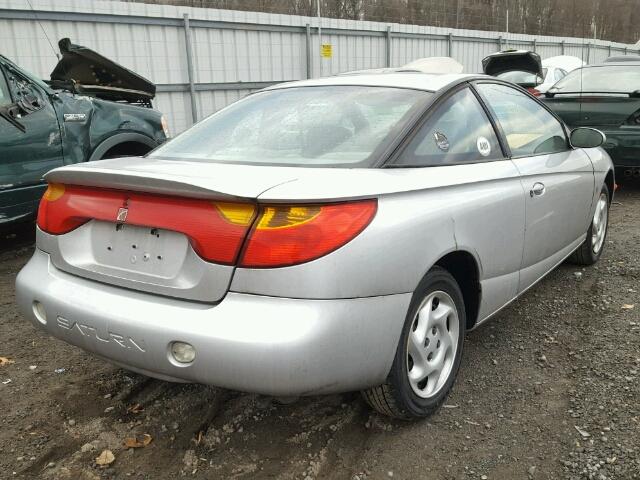 1G8ZY12712Z162177 - 2002 SATURN SC2 SILVER photo 4