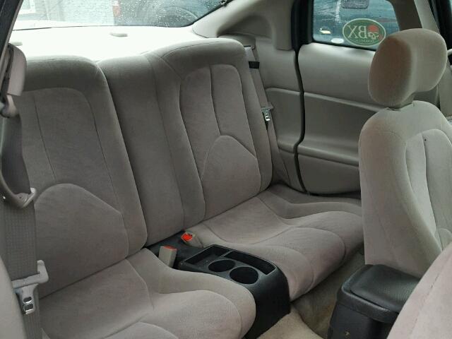 1G8ZY12712Z162177 - 2002 SATURN SC2 SILVER photo 6