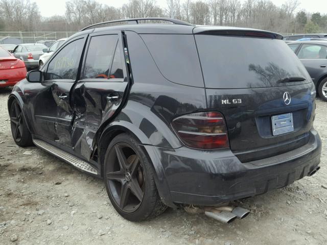 4JGBB77E47A248264 - 2007 MERCEDES-BENZ ML 63 AMG BLACK photo 3