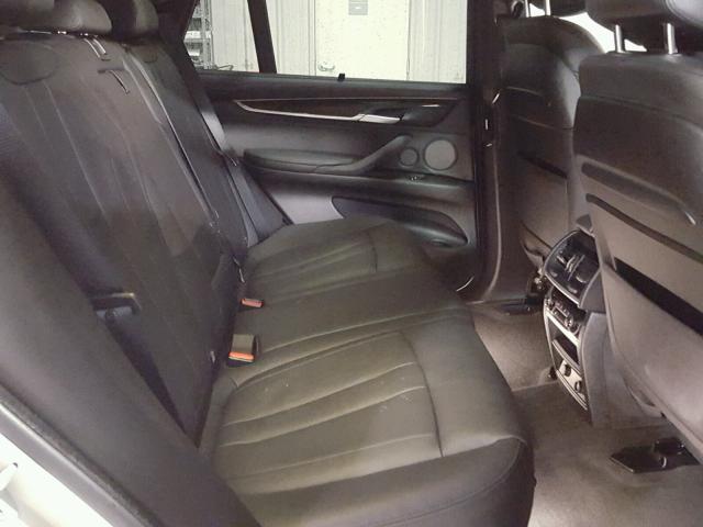 5UXKR6C55F0J78986 - 2015 BMW X5 XDRIVE5 WHITE photo 6