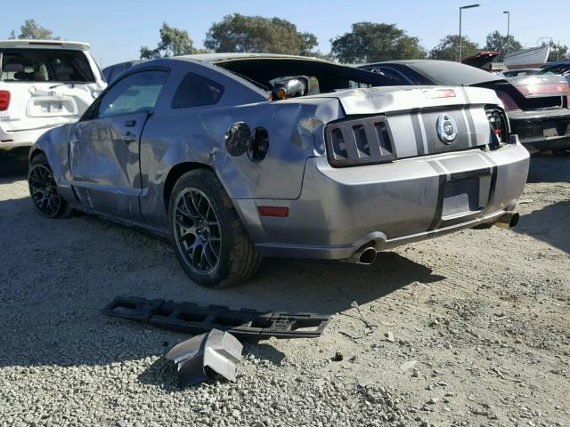 1ZVHT82HX65262760 - 2006 FORD MUSTANG GT GRAY photo 3