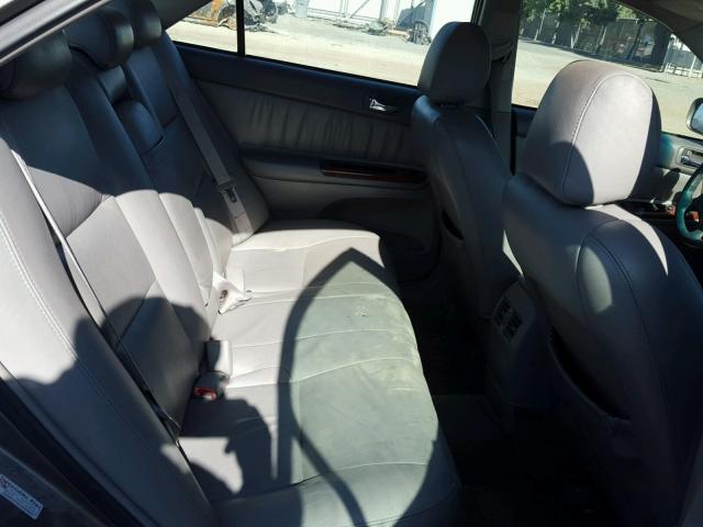 4T1BF32K95U595739 - 2005 TOYOTA CAMRY LE ნაცრისფერი ფოტო 6