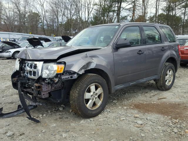 1FMCU9C74AKB82463 - 2010 FORD ESCAPE XLS GRAY photo 2